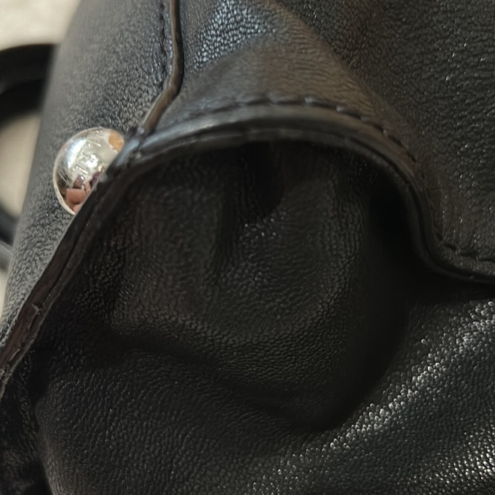 Michael Kors Purse - Picture 15 of 15